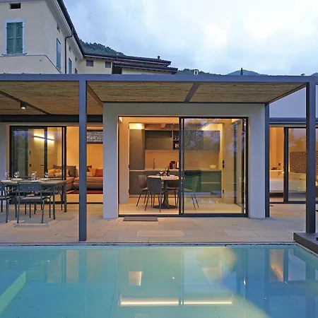 Pelacà 1931 Small With Minipool Roina